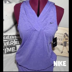 Brand new Nike top